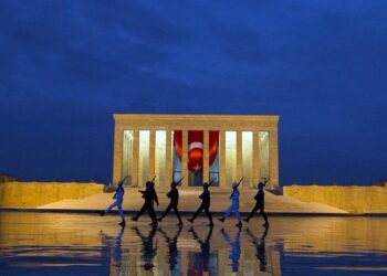 29 Ekim Cumhuriyet Coşkusu: Anıtkabir’e Rekor Katılım Yaşandı