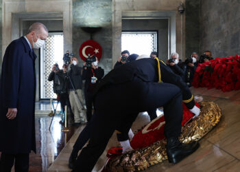 29 Ekim Cumhuriyet Bayramı’nda Erdoğan Anıtkabir’i Ziyaret Etti