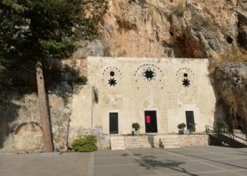 St. Pierre Kilisesi Sırrı: Dünyanın İlk Mağara Kilisesi