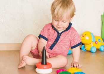 0-2 Yaş Çocuklarda Güvenli Oyuncak Seçimi: Toksik Madde ve Boğulma Riski