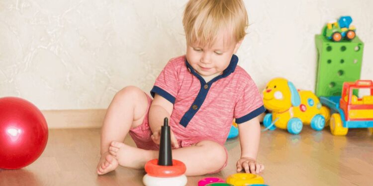 0-2 Yaş Çocuklarda Güvenli Oyuncak Seçimi: Toksik Madde ve Boğulma Riski