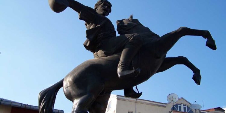 Bolu Köroğlu Destanı: Dağların İsyankâr Kahramanının Sırrı