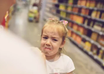 2 Yaş Markette Ağlama Krizi: Önleme ve Yönetim Stratejileri