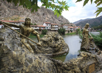 Ferhat ile Şirin Efsanesi: Amasya’nın Zamansız Aşk Hikayesi