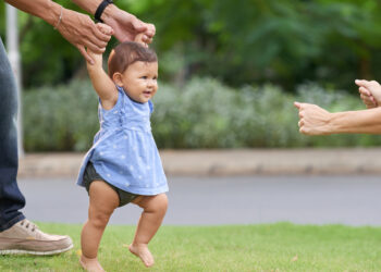 Bebeğim Yürümüyor Ne Zaman Doktora Gitmeliyim? Erken Müdahale Sınırı