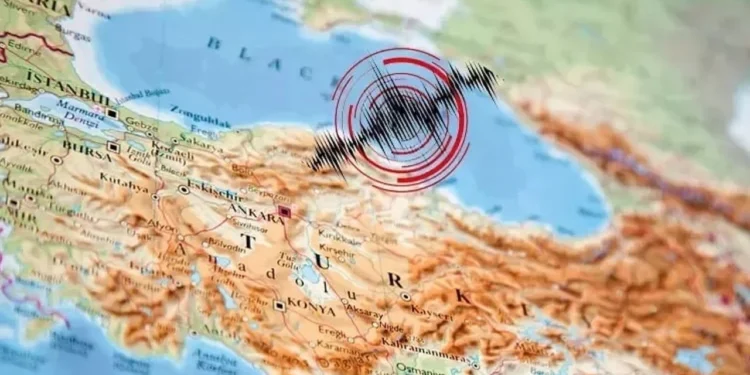 🌊 Kıyı Şeridinde Alarm: Antalya Körfezi Fayları Sessiz Tehlike Yayıyor