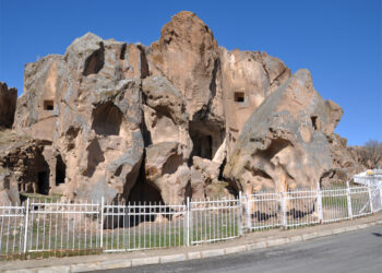 Gümüşler Manastırı Sırları: Niğde’nin Sessiz Freskleri