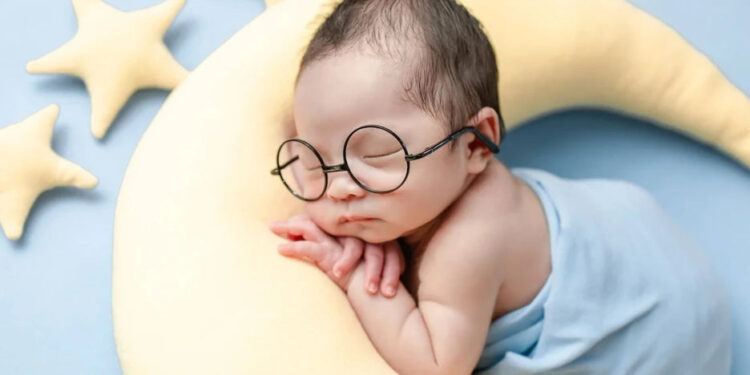 0-2 Yaş Çocuklarda Uyku Regresyonu Nedir? En Sık Görülen Dönemler