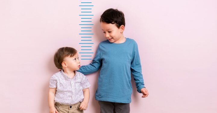 0-2 Yaş Bebeklerde Gelişim Geriliği Belirtileri: 4 Kritik Alan