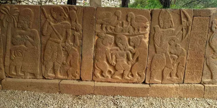 Karatepe Hiyeroglif Sırları: Osmaniye’nin Kayıp Kadim Uygarlığı