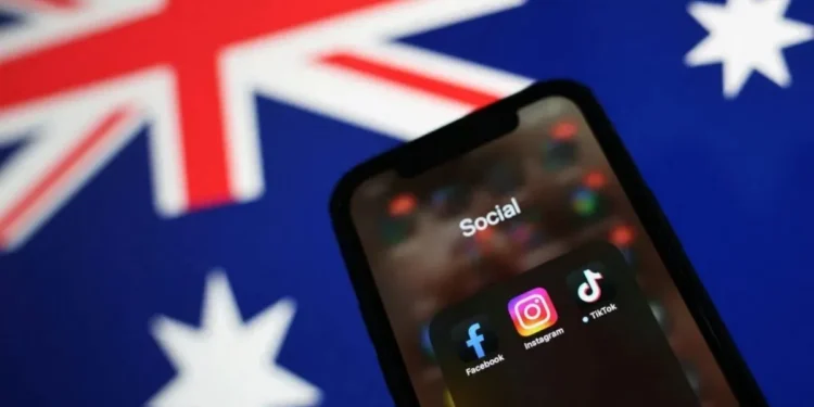 Avustralya 16 Yaş Altına Sosyal Medyayı Yasaklayan İlk Ülke Oldu 🇦🇺🚫